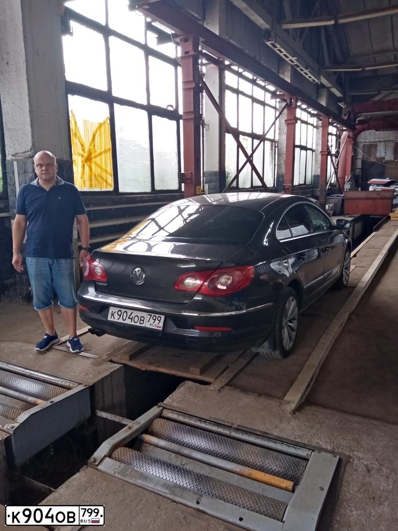 Фото автомобиля VOLKSWAGEN CC, 2008 — госномер Х083МН136