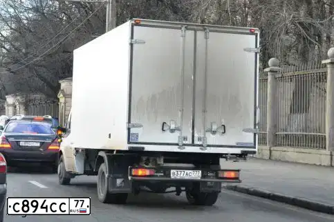 Фото автомобиля MERCEDES S-KLASSE, 2014 — госномер В600ВО797. Цвет: Коричневый