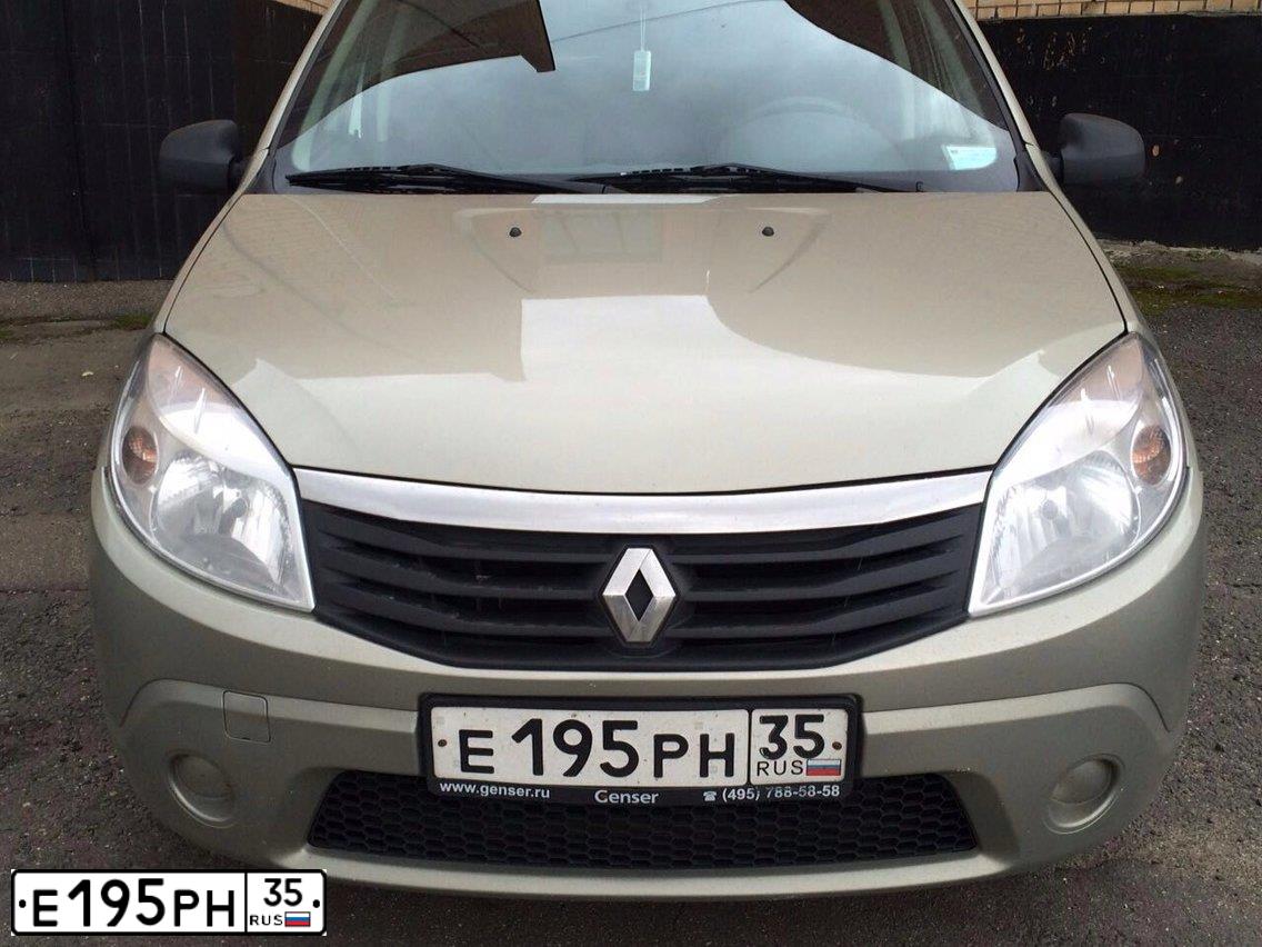 Фото автомобиля RENAULT SANDERO, 2014 — госномер О501ТМ46. Цвет: БЕЖЕВЫЙ