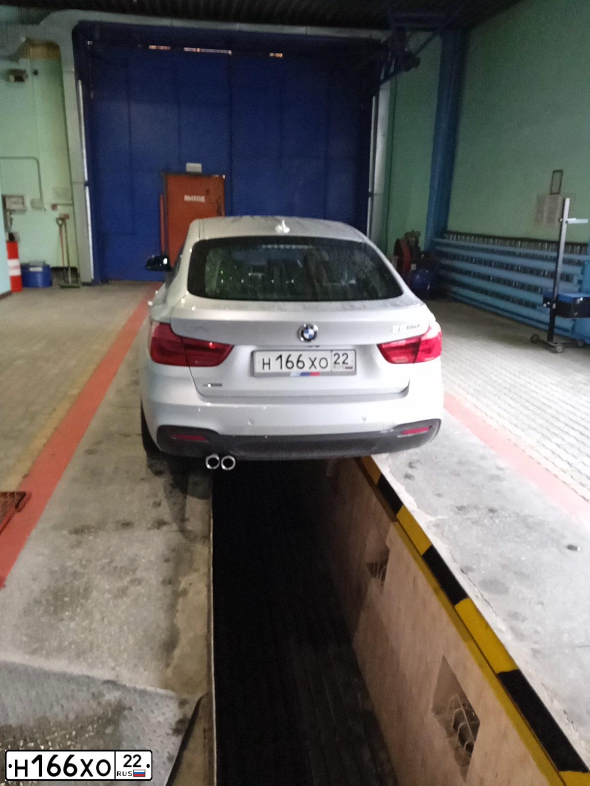 Фото автомобиля BMW 320D, 2016 — госномер К484УА186. Цвет: СВЕТЛО-СЕРЫЙ