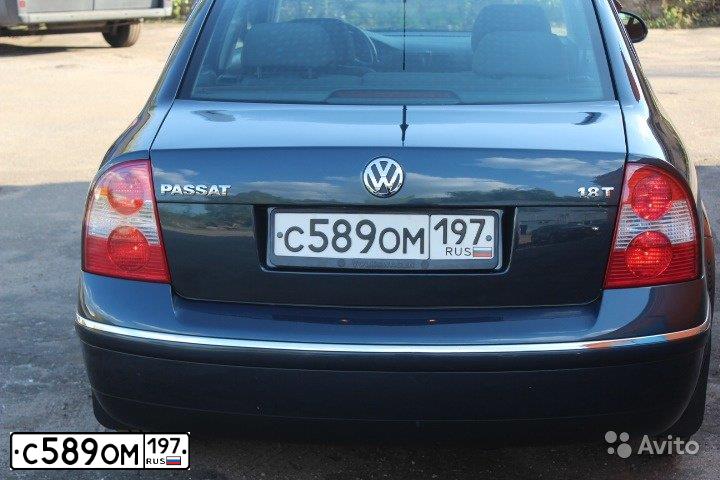 Фото автомобиля VOLKSWAGEN PASSAT, 2004 — госномер М966ХТ33. Цвет: СЕРЫЙ