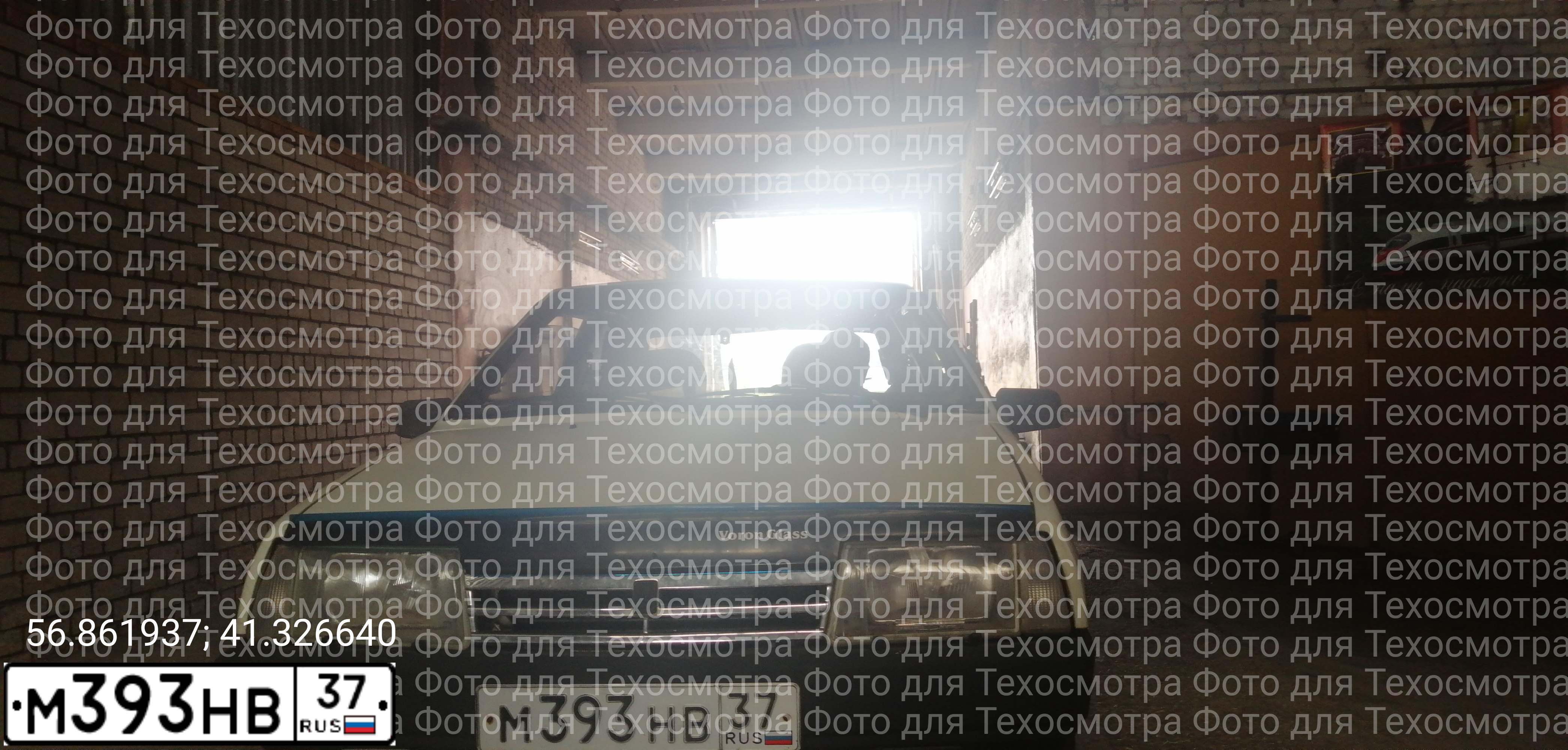 Фото автомобиля LADA 2108 SAMARA, 1993 — госномер М393НВ37. Цвет: Белый