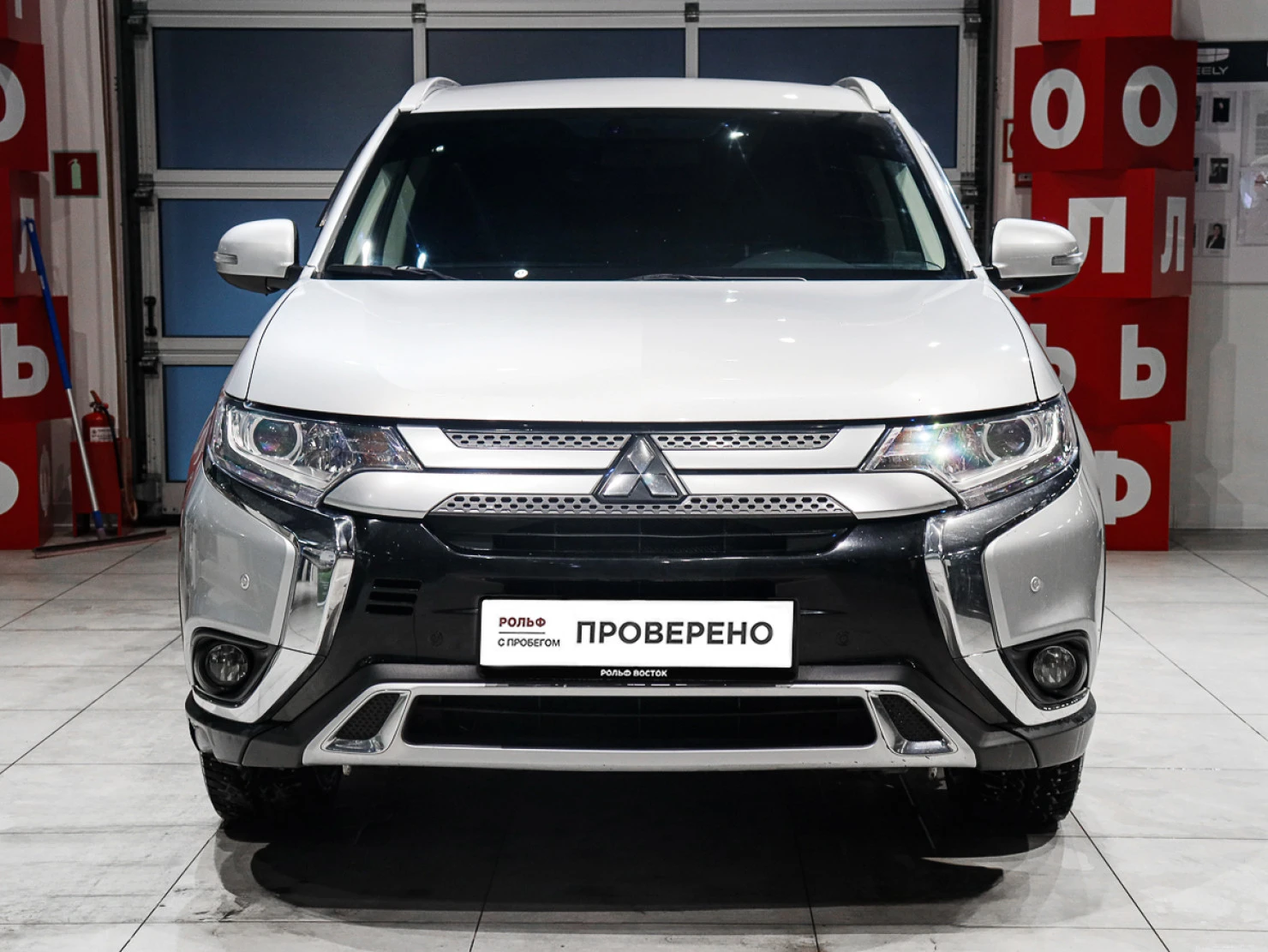 Фото автомобиля MITSUBISHI OUTLANDER, 2019 — госномер Т711СХ797