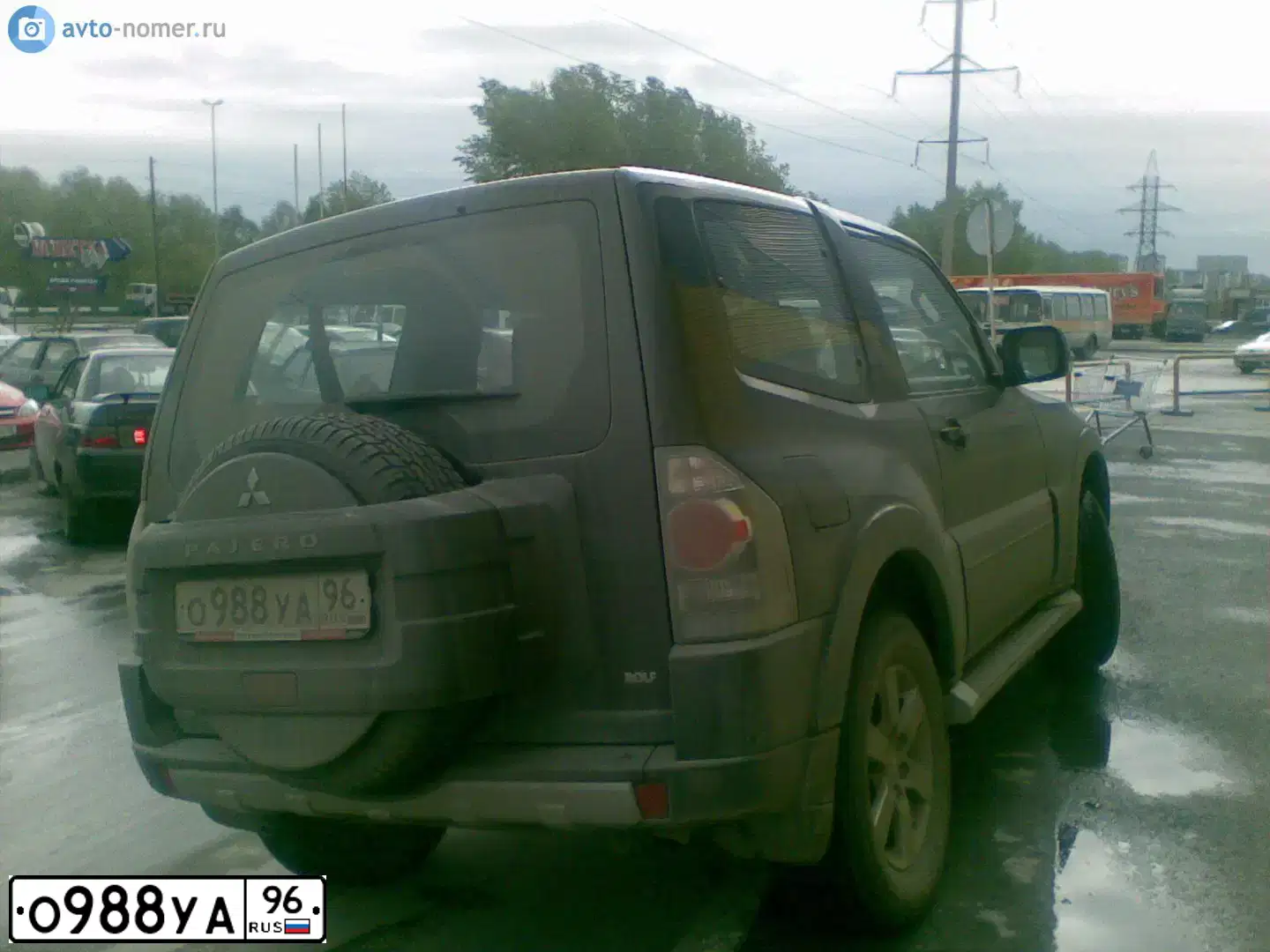 Фото автомобиля MITSUBISHI PAJERO, 2008 — госномер Х250ХЕ96. Цвет: ЧЕРНЫЙ