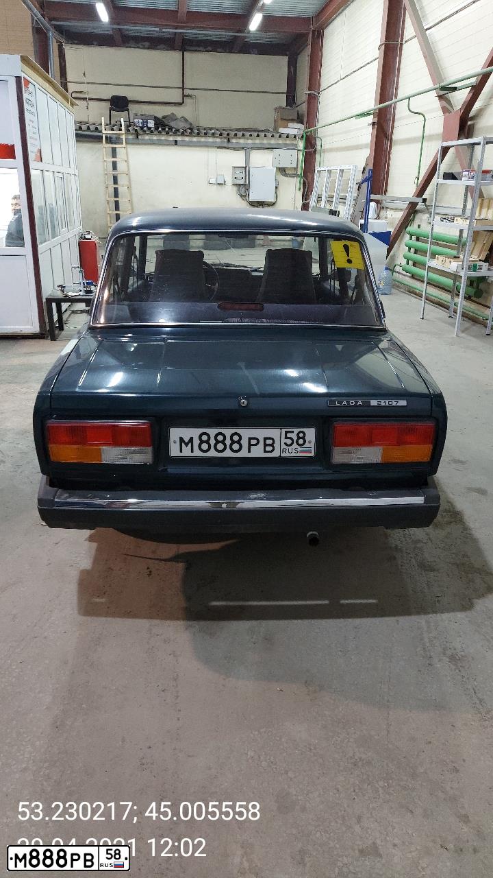 Фото автомобиля LADA 2107, 2008 — госномер М888РВ58. Цвет: Темно-зеленый