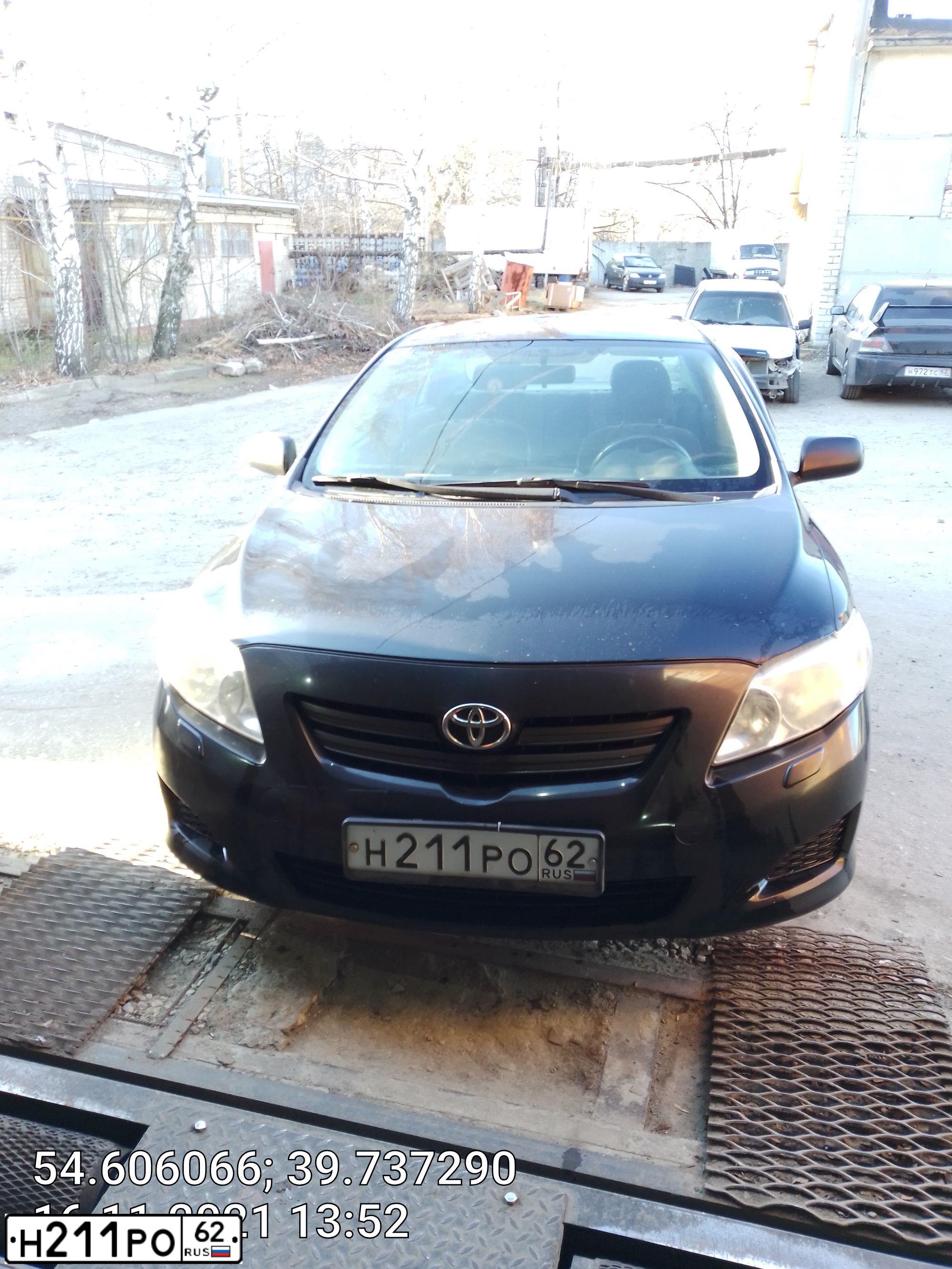 Фото автомобиля TOYOTA COROLLA, 2008 — госномер С441КМ51. Цвет: ЧЕРНЫЙ