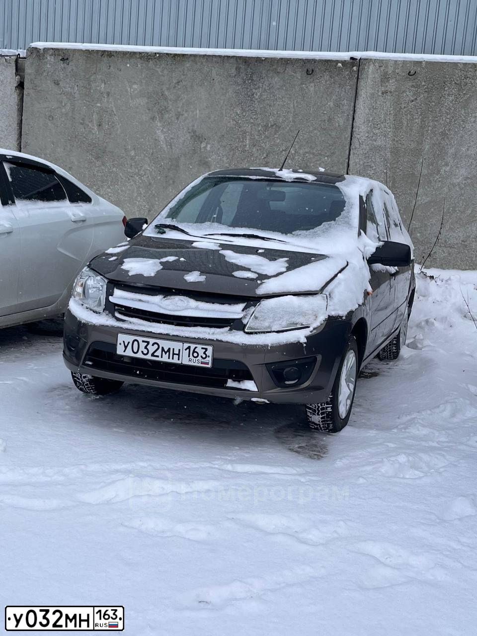 Фото автомобиля LADA GRANTA, 2015 — госномер М249НУ763. Цвет: Золотисто-коричневый