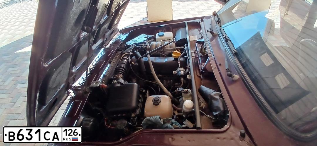 Фото автомобиля LADA 2107 LADA, 2006 — госномер В631СА126. Цвет: ВИШНЕВЫЙ