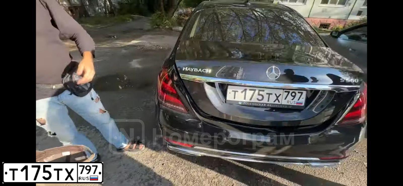 Фото автомобиля MERCEDES S-KLASSE, 2018 — госномер М777РР777. Цвет: ЧЕРНЫЙ
