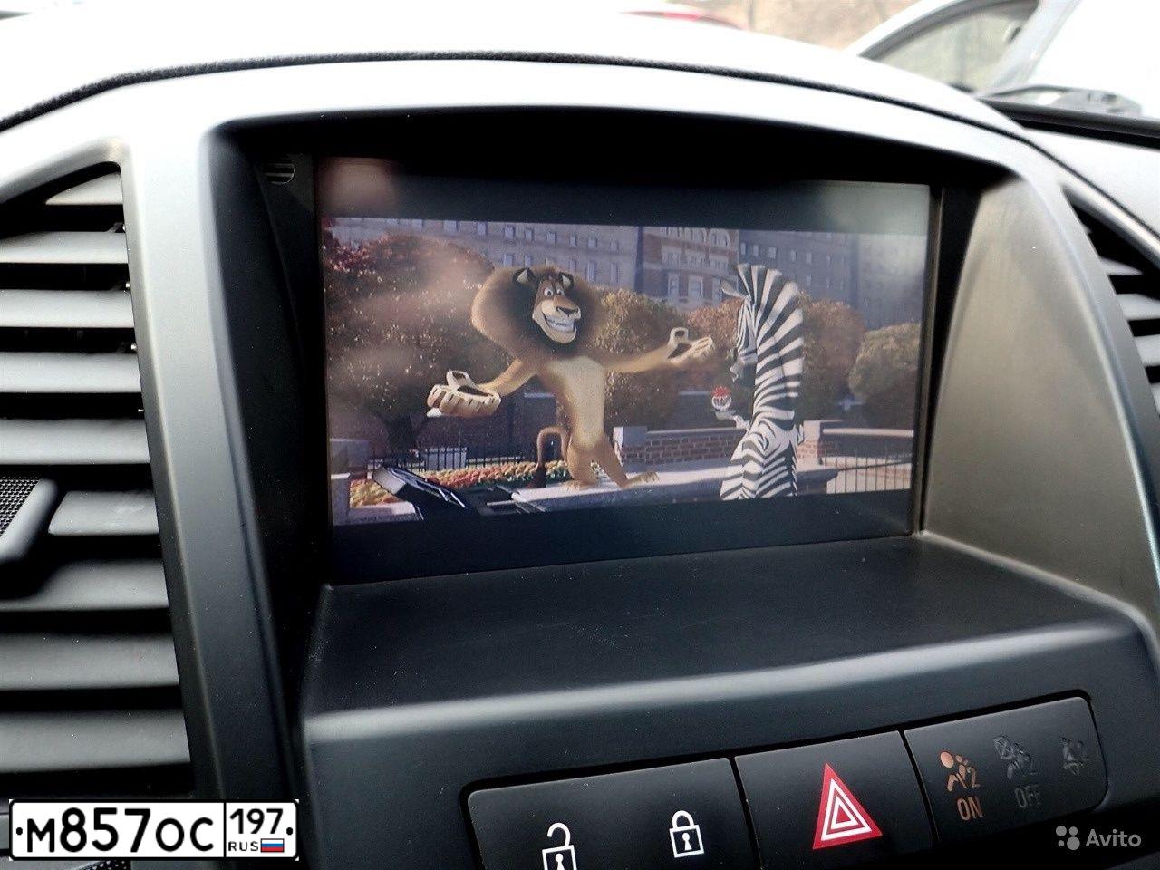 Фото автомобиля OPEL INSIGNIA, 2011 — госномер Т656АК39. Цвет: ЧЕРНЫЙ