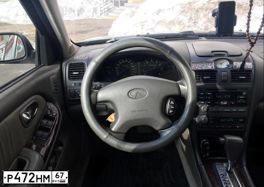 Фото автомобиля INFINITI QX50 /EX/, 2000 — госномер Х802РС55. Цвет: ЗЕЛЕНЫЙ