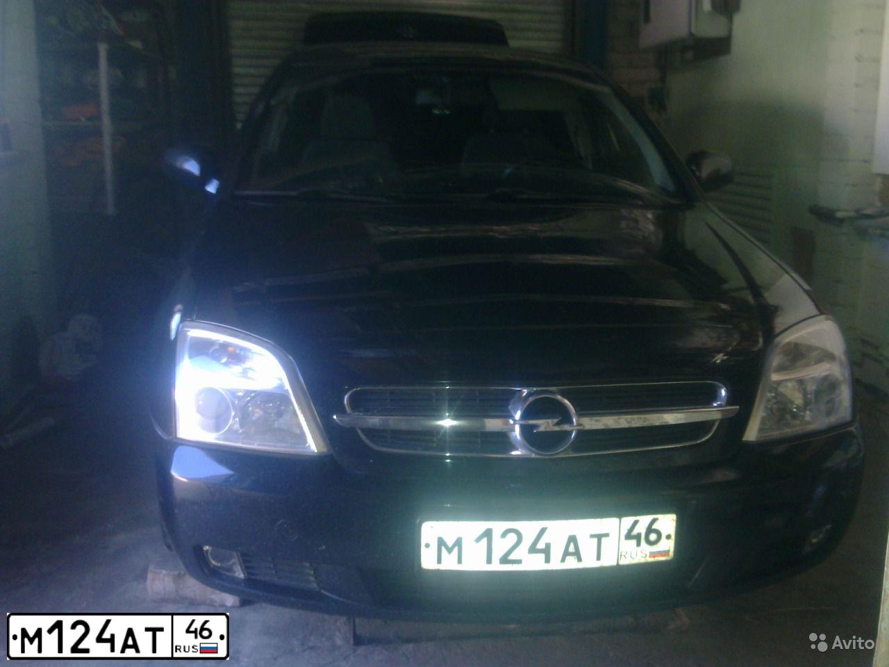 Фото автомобиля OPEL Vectra C special saloon, 2004 — госномер М124АТ46