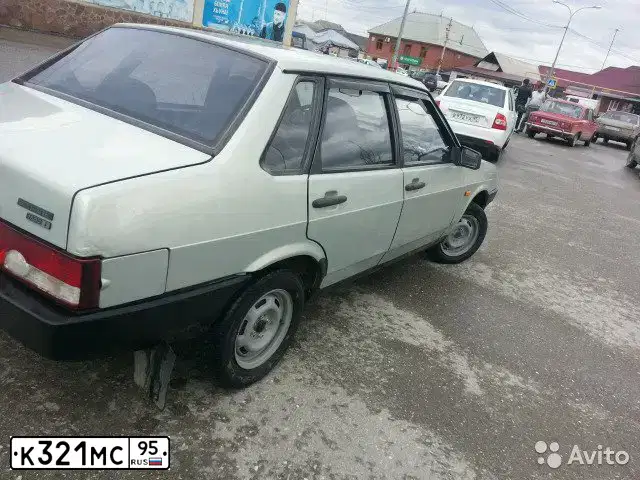Фото автомобиля LADA 2109 SAMARA, 2002 — госномер М062АМ40. Цвет: СЕРЕБРИСТО ГОЛУБОЙ