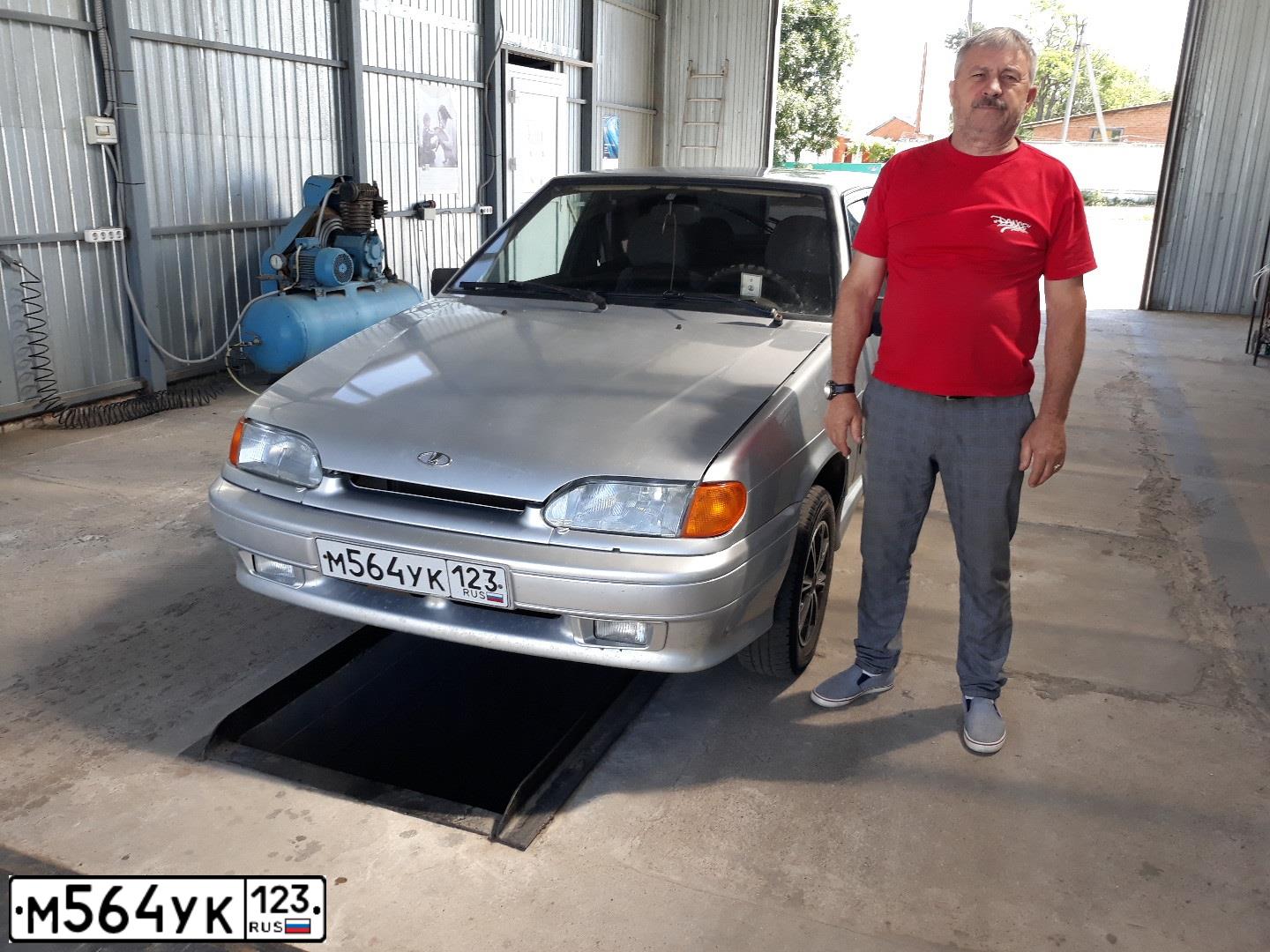 Фото автомобиля LADA 2114 SAMARA, 2012 — госномер К379ТА190. Цвет: СВЕТ СЕРЕБР МЕТАЛЛИК