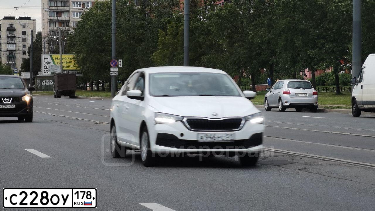 Фото автомобиля JAGUAR XF-SERIE, 2014 — госномер С228ОУ178. Цвет: Белый