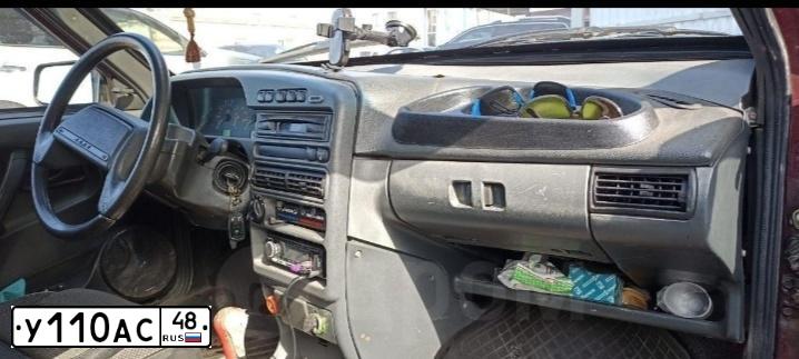 Фото автомобиля LADA 2114 SAMARA, 2004 — госномер У110АС48. Цвет: ТЕМНО-МАЛИНОВЫЙ