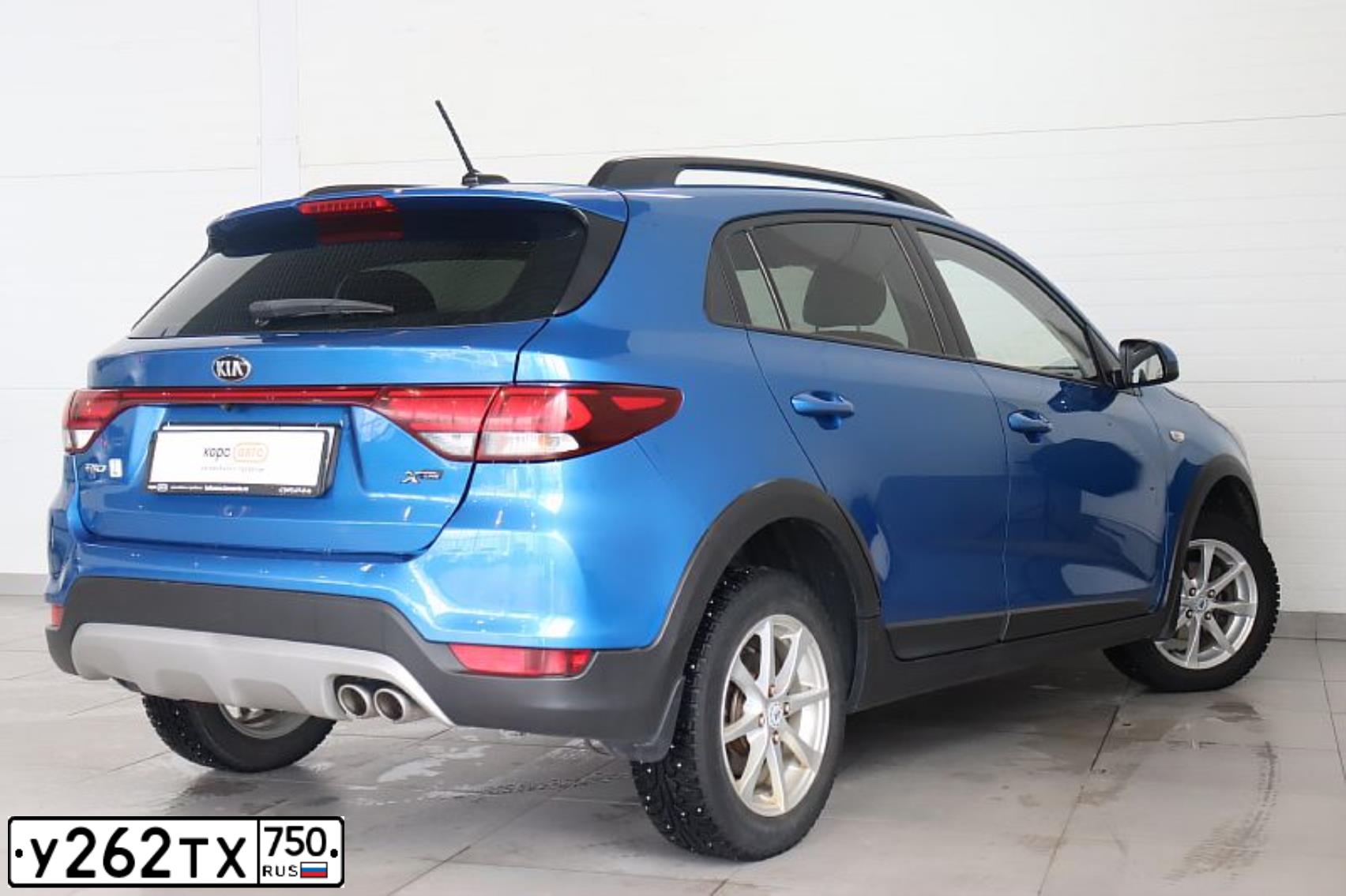 Фото автомобиля KIA RIO, 2019 — госномер У262ТХ750. Цвет: синий