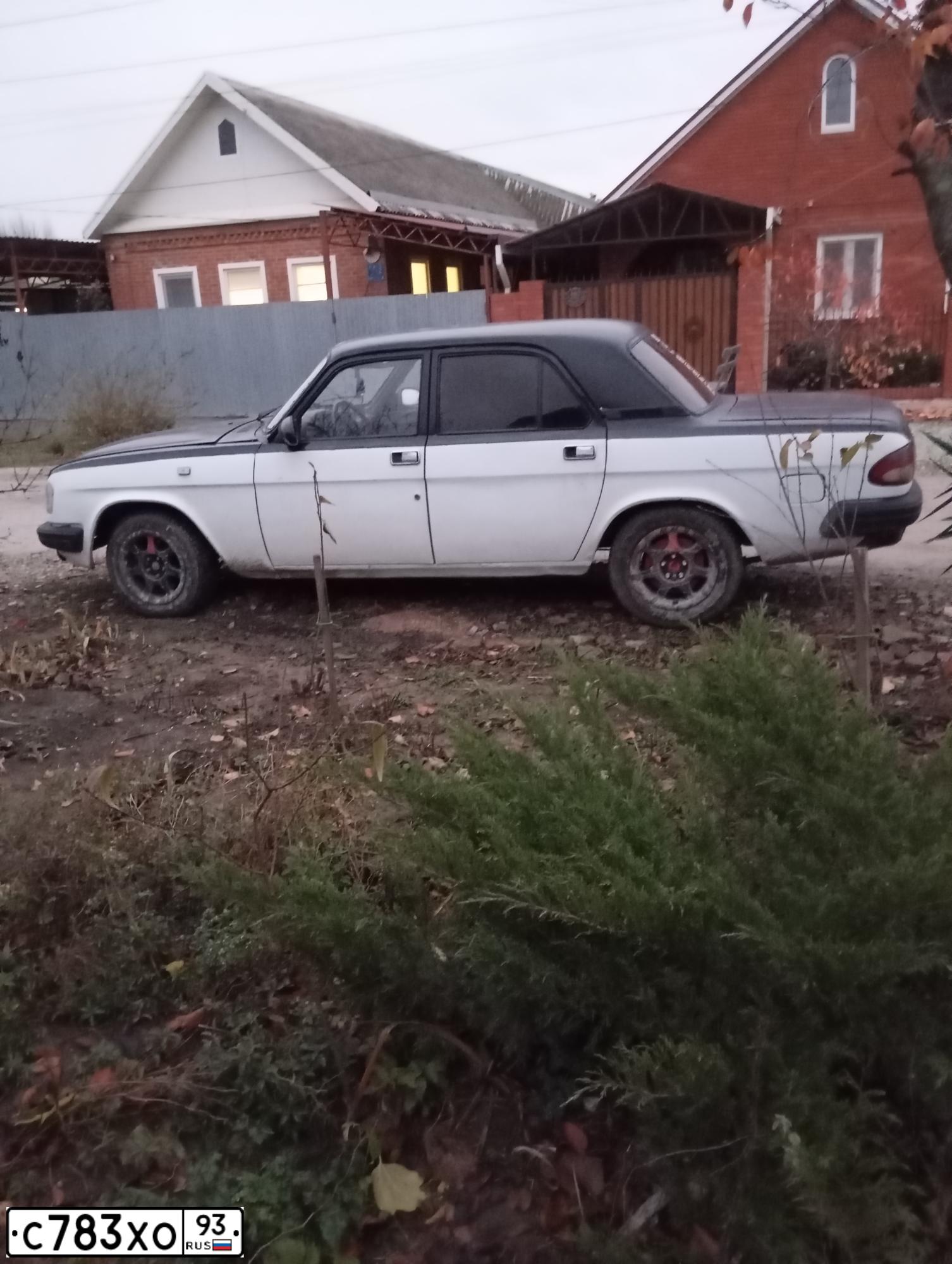 Фото автомобиля GAZ 3110, 1997 — госномер Х064ОО193