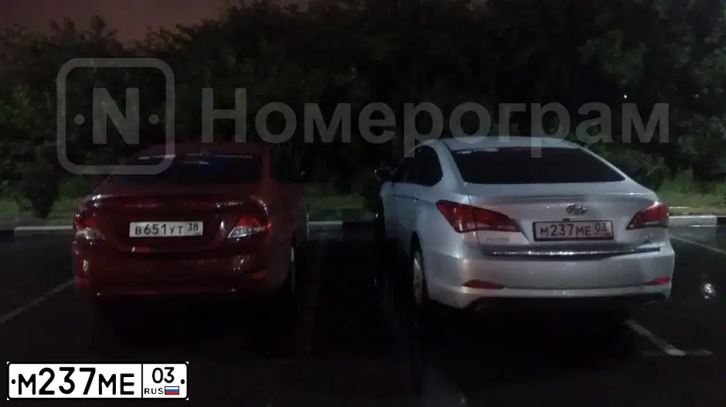 Фото автомобиля HYUNDAI I40, 2013 — госномер С929КР03. Цвет: Серый