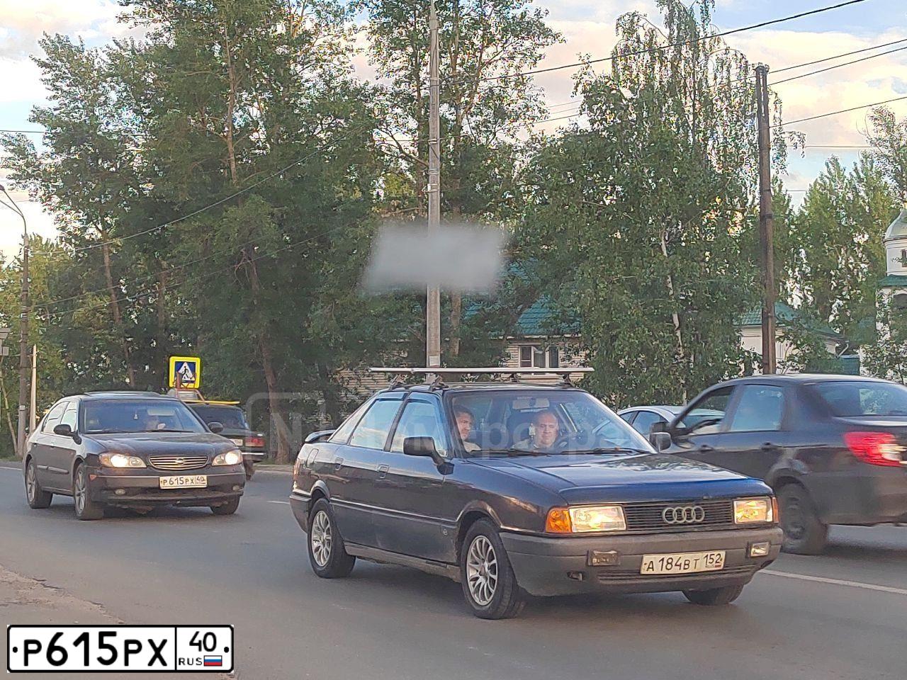 Фото автомобиля NISSAN MAXIMA, 2005 — госномер Х966ЕВ152. Цвет: ЧЕРНЫЙ