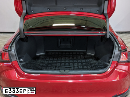 Фото автомобиля INFINITI QX70 /FX/, 2014 — госномер Е333ЕР750. Цвет: Белый