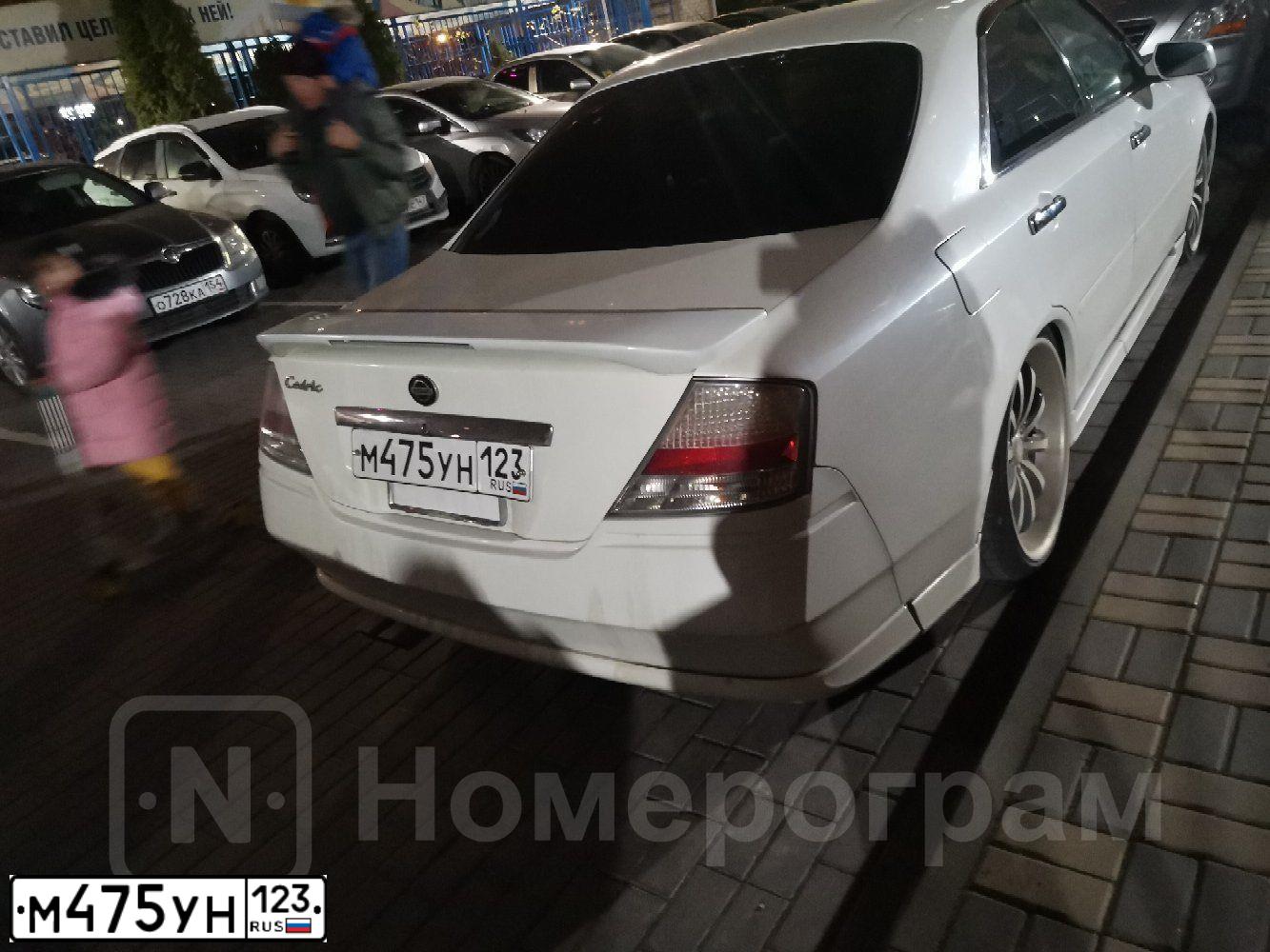 Фото автомобиля NISSAN CEDRIC, 2001 — госномер Р856НВ193