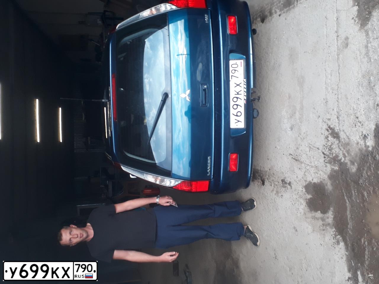 Фото автомобиля MITSUBISHI LANCER, 2006 — госномер М730ВС774. Цвет: синий