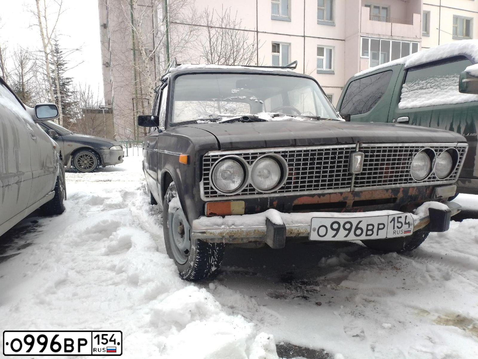 Фото автомобиля LADA 2103, 1982 — госномер Н811РР54. Цвет: КОРИЧНЕВЫЙ
