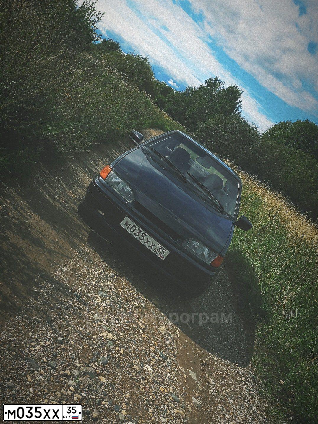 Фото автомобиля LADA 2114 SAMARA, 2006 — госномер М990СР35. Цвет: ГРАФИТОВЫЙ МЕТАЛЛИК