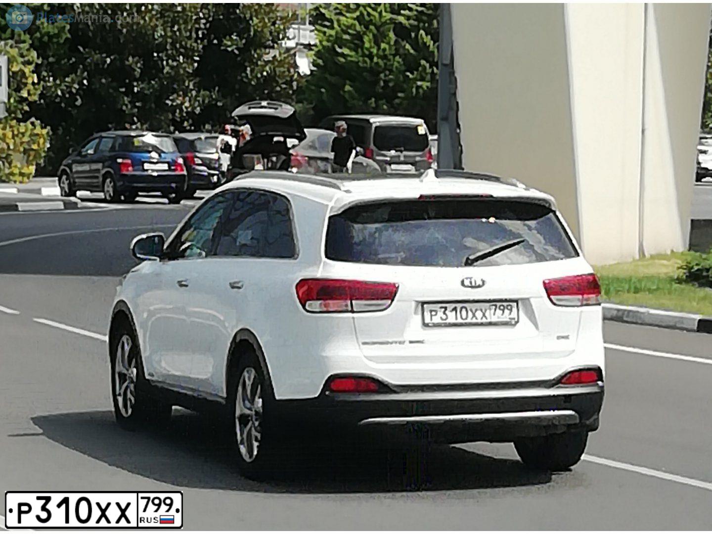 Фото автомобиля KIA SORENTO, 2016 — госномер Р921СВ799. Цвет: Белый
