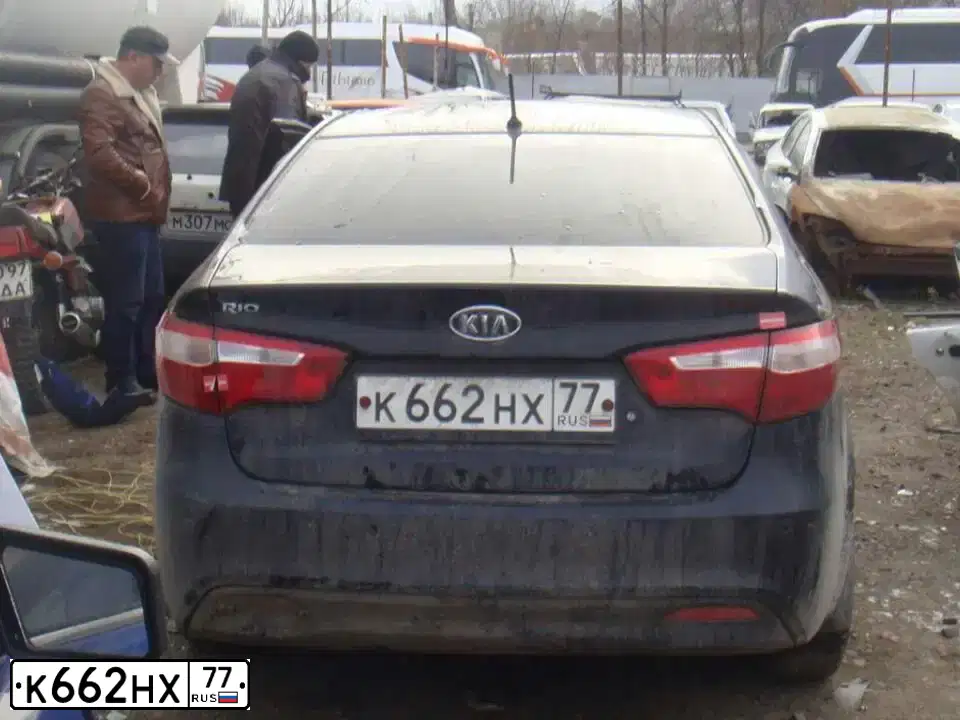 Фото автомобиля KIA RIO, 2011 — госномер К662НХ77. Цвет: ЧЕРНЫЙ