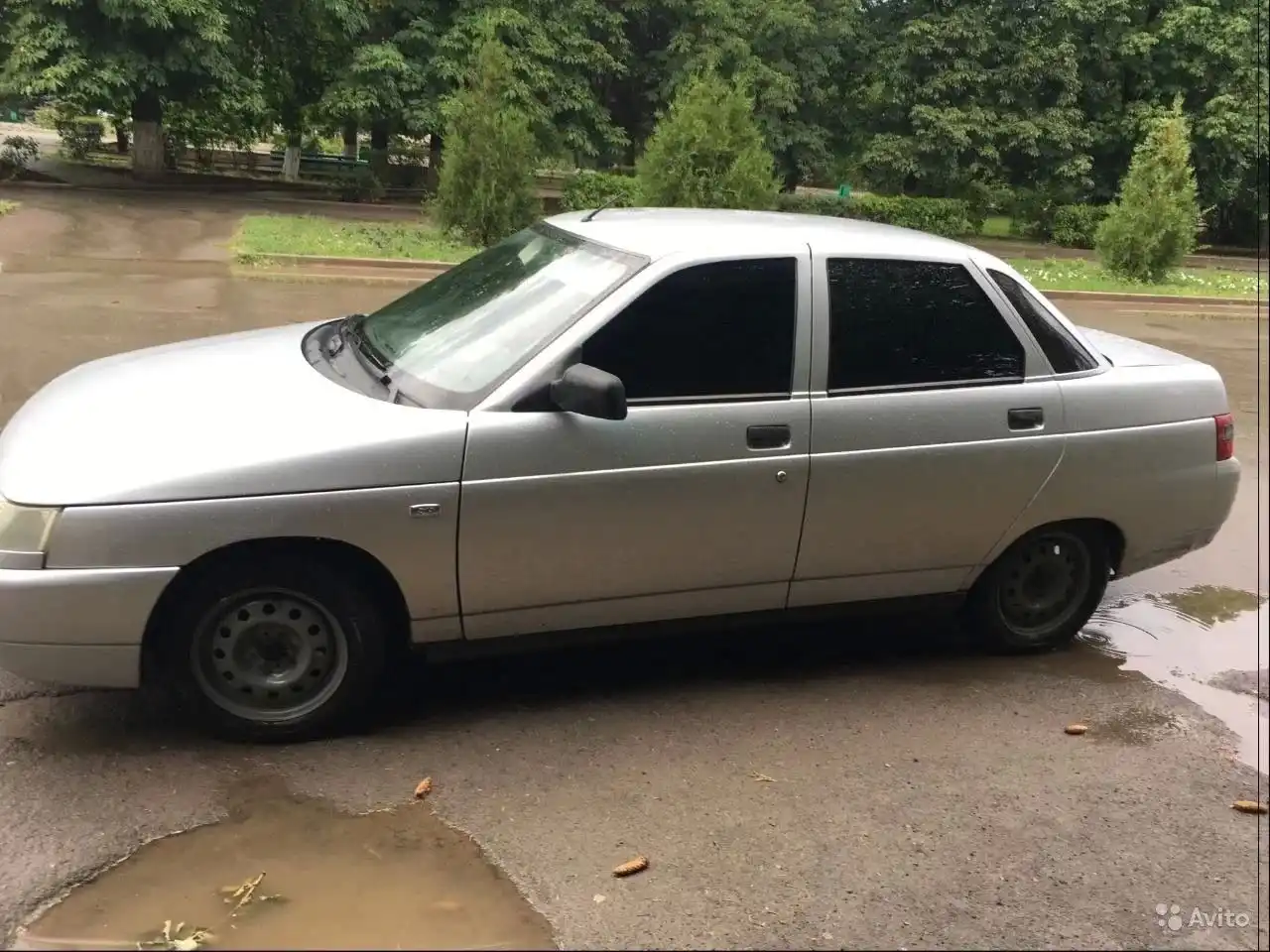 Фото автомобиля LADA 2110, 2004 — госномер В237УХ161. Цвет: СЕРЕБРИСТЫЙ