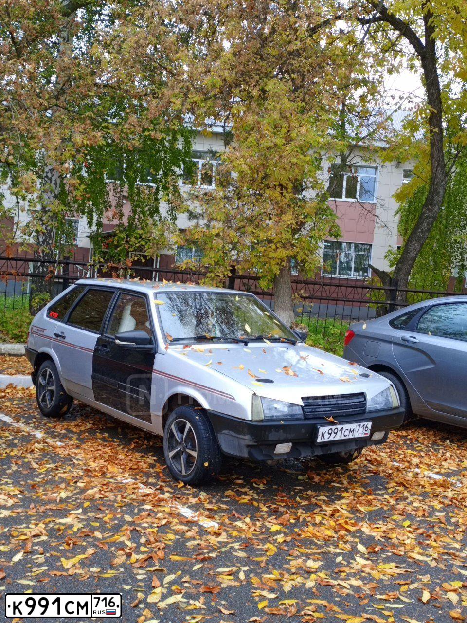 Фото автомобиля LADA 2109 SAMARA, 2003 — госномер К991СМ716. Цвет: СВЕТЛО СЕРЕБРИСТЫЙ МЕТАЛЛ