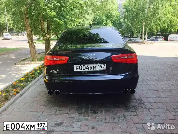 Фото автомобиля AUDI A6, 2012 — госномер Е004ХМ197. Цвет: ЧЕРНО-СИНИЙ