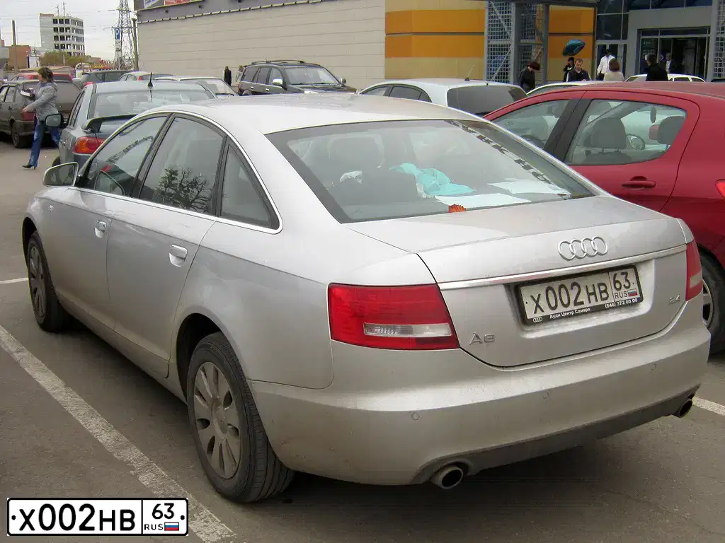 Фото автомобиля LAND ROVER FREELANDER, 2007 — госномер В830ТС193. Цвет: ЧЕРНЫЙ