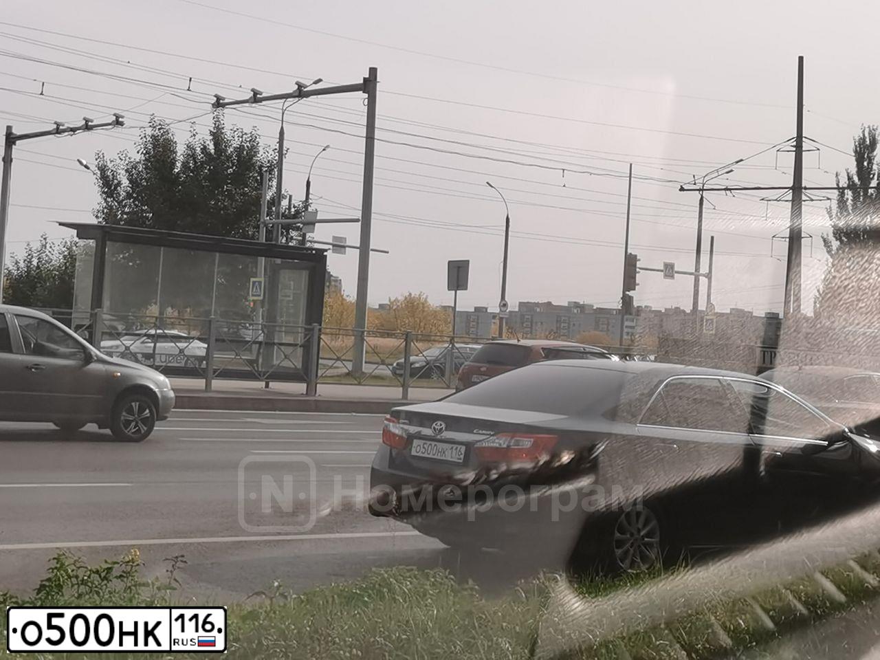 Фото автомобиля AUDI Q7, 2012 — госномер В095УР716. Цвет: Белый
