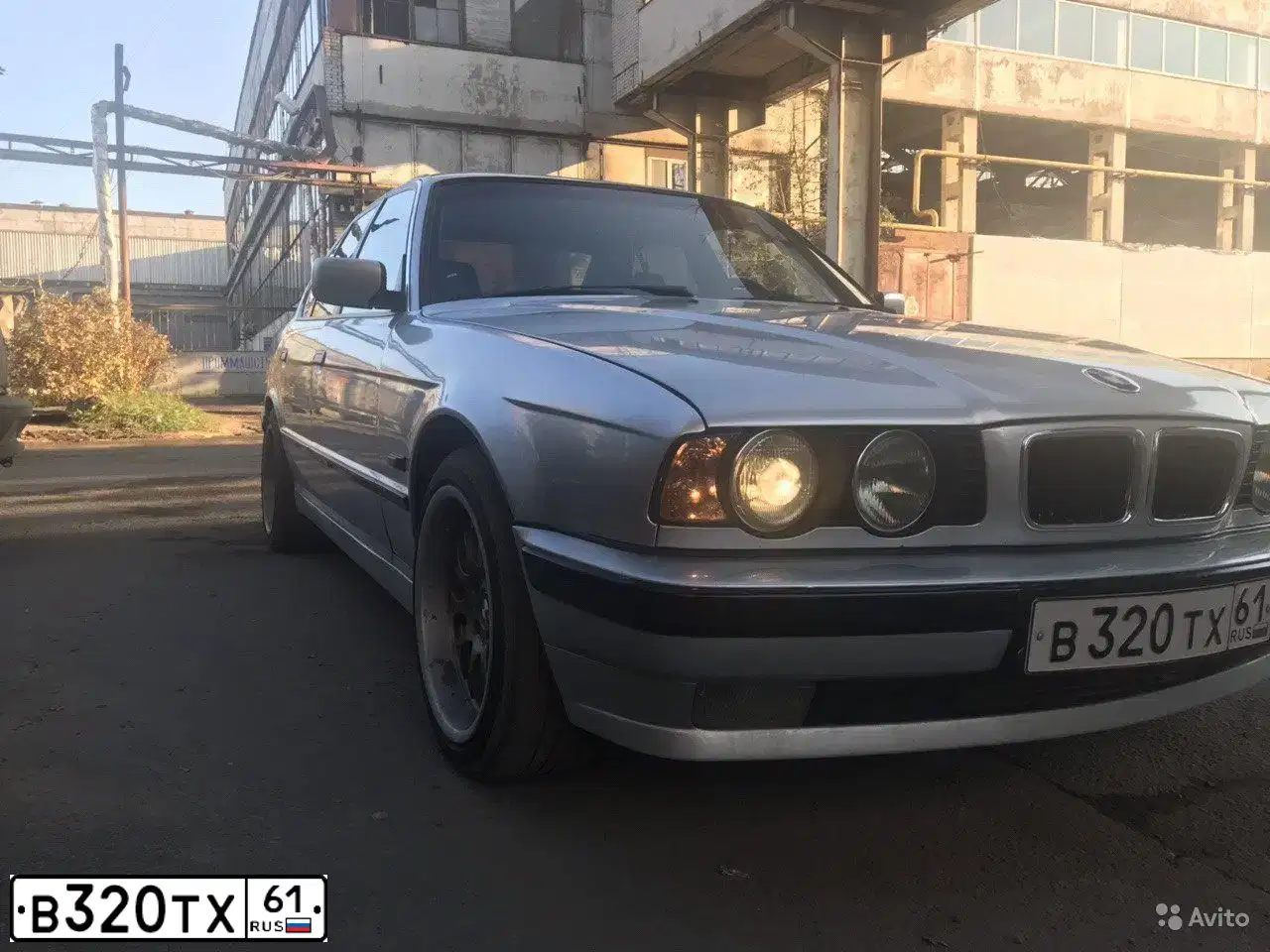 Фото автомобиля BMW SERIE 5, 1994 — госномер С282КУ716. Цвет: СЕРЕБРИСТЫЙ