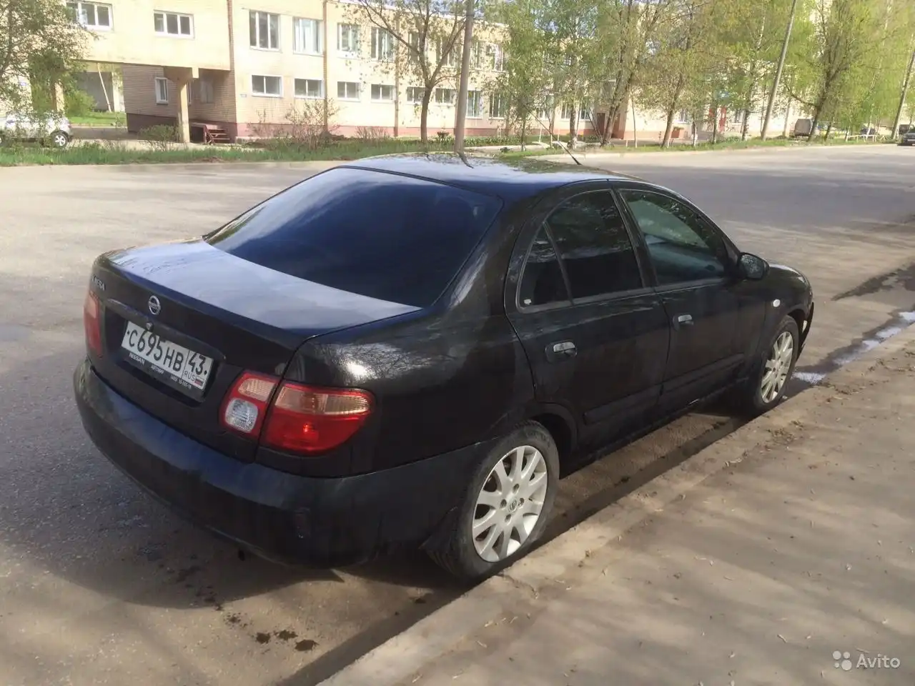 Фото автомобиля NISSAN ALMERA, 2005 — госномер С695НВ43. Цвет: ЧЕРНЫЙ