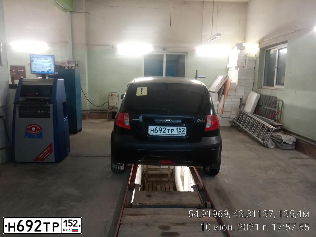 Фото автомобиля HYUNDAI GETZ, 2008 — госномер Н692ТР152. Цвет: ЧЕРНЫЙ