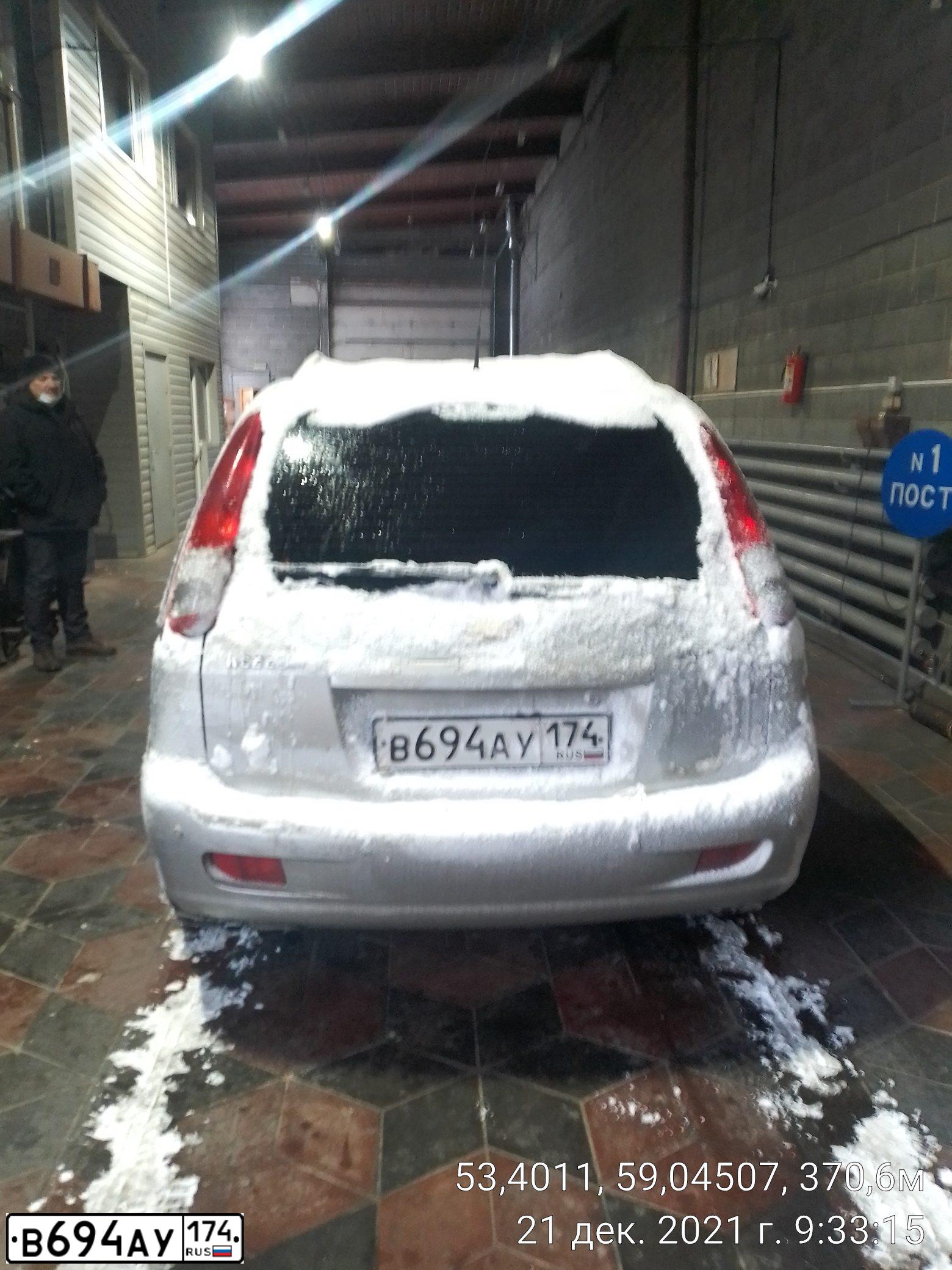 Фото автомобиля CHEVROLET REZZO, 2007 — госномер В694АУ174. Цвет: СВЕТЛО-СЕРЫЙ