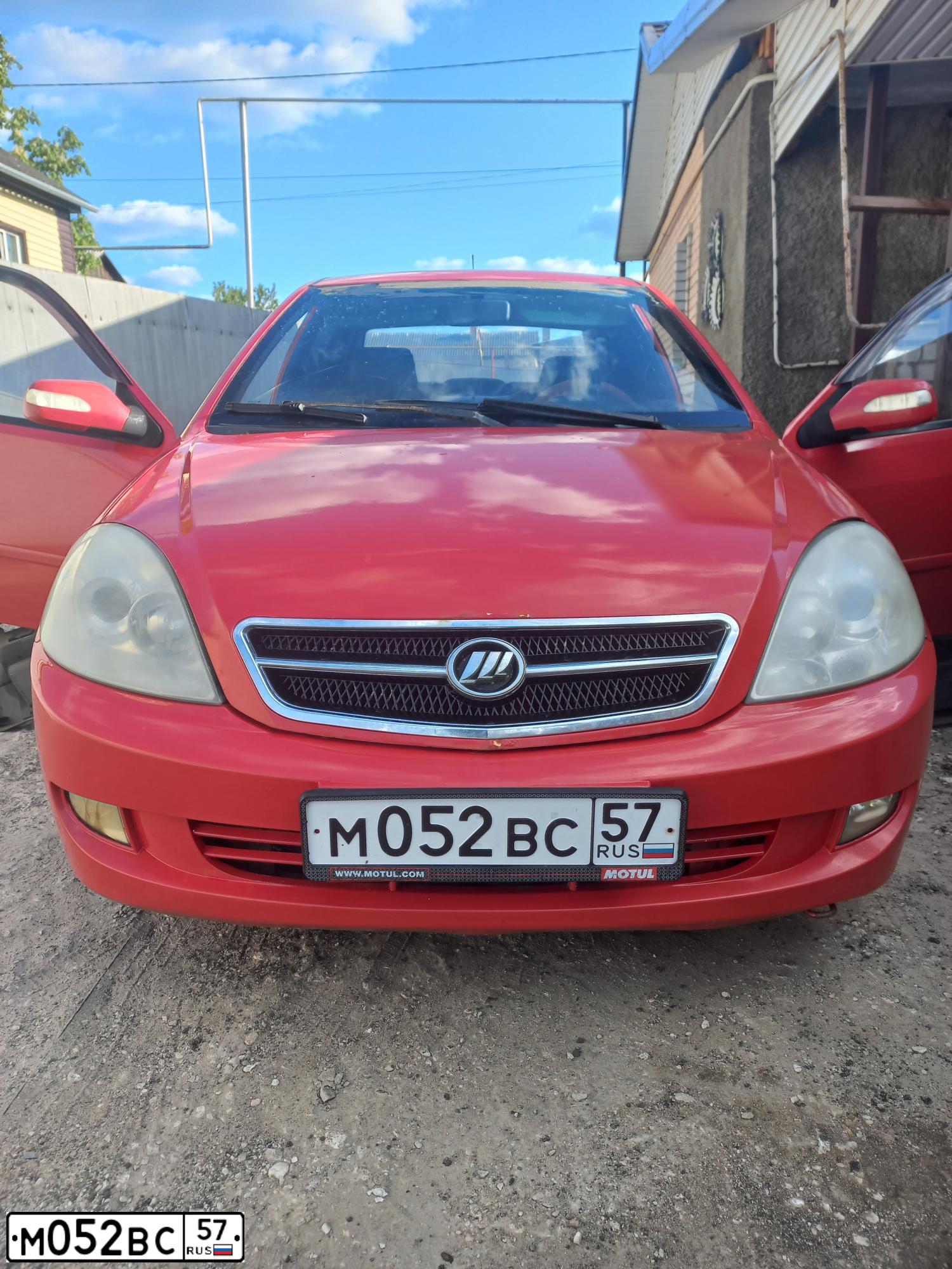 Фото автомобиля LIFAN BREEZ, 2008 — госномер Н802МЕ71. Цвет: Красный