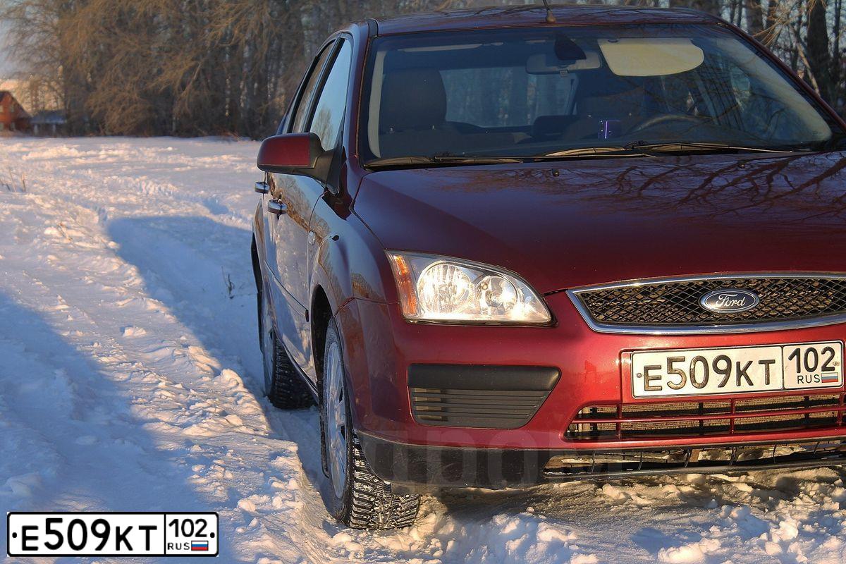 Фото автомобиля FORD FOCUS, 2007 — госномер М579ТК13. Цвет: ВИШНЕВЫЙ