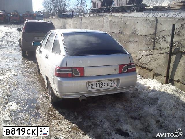 Фото автомобиля LADA 2112, 2002 — госномер В819СК21. Цвет: СВЕТЛО-СЕРЕБРИСТЫЙ МЕТАЛЛ