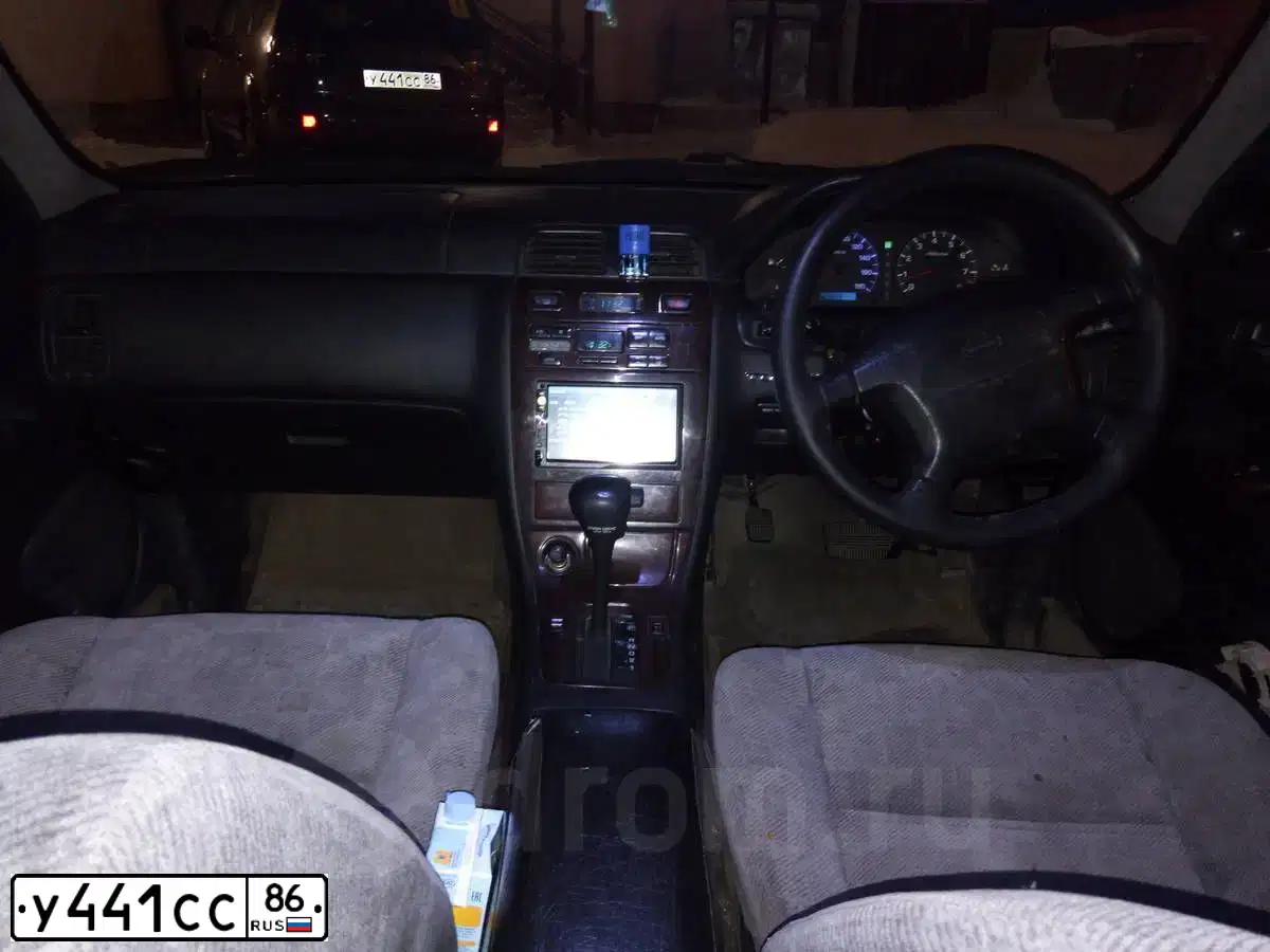 Фото автомобиля MITSUBISHI OUTLANDER, 2008 — госномер Е266НЕ186. Цвет: СЕРЫЙ