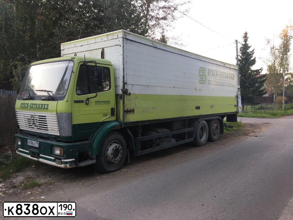 Фото автомобиля MERCEDES ACTROS, 1991 — госномер В007РЕ150. Цвет: ЗЕЛЕНЫЙ
