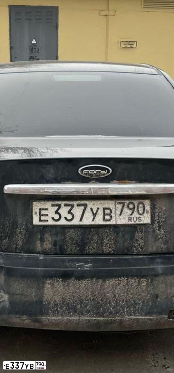 Фото автомобиля FORD FOCUS, 2007 — госномер Е337УВ790. Цвет: ЧЕРНЫЙ