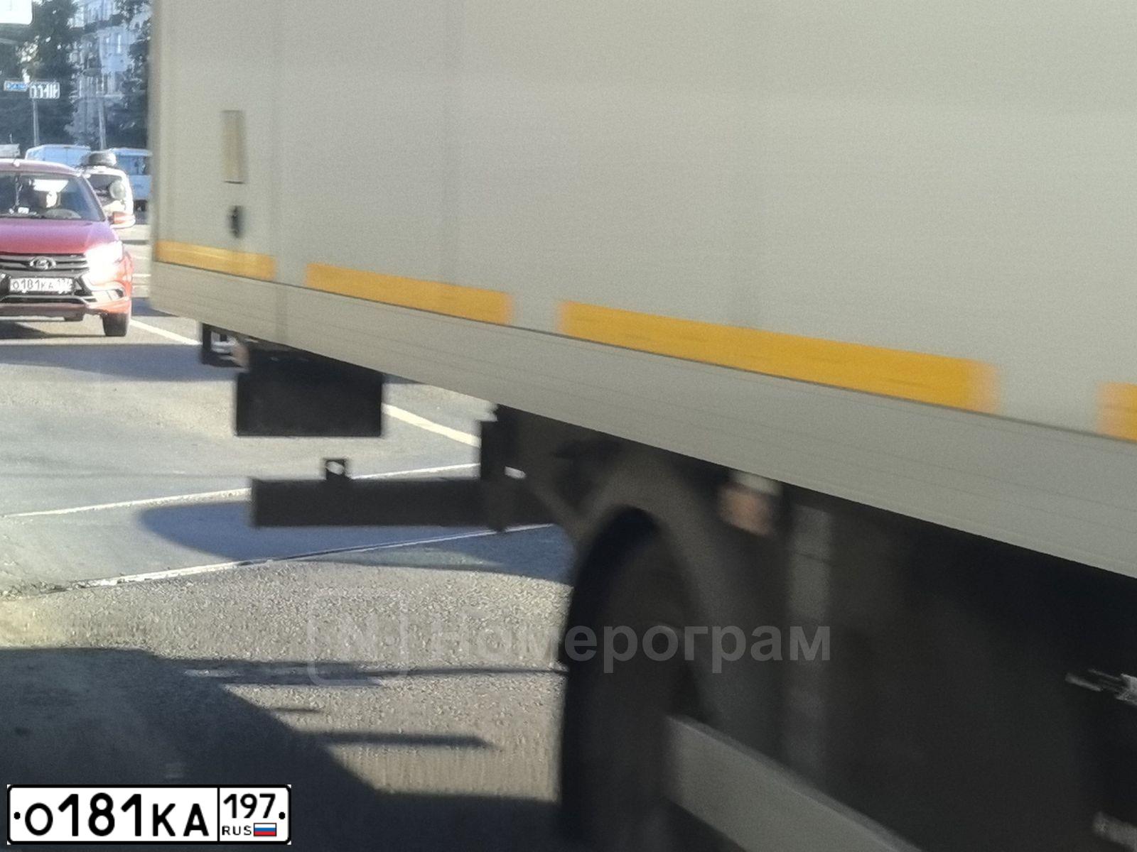 Фото автомобиля BMW X3, 2004 — госномер М232РЕ197. Цвет: СЕРО-ЗЕЛЕНЫЙ