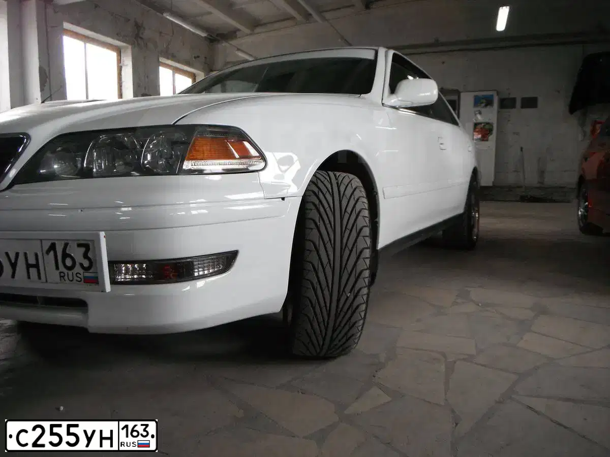 Фото автомобиля ТОЙОТА МАРК 2, 1998 — госномер Р253АН82
