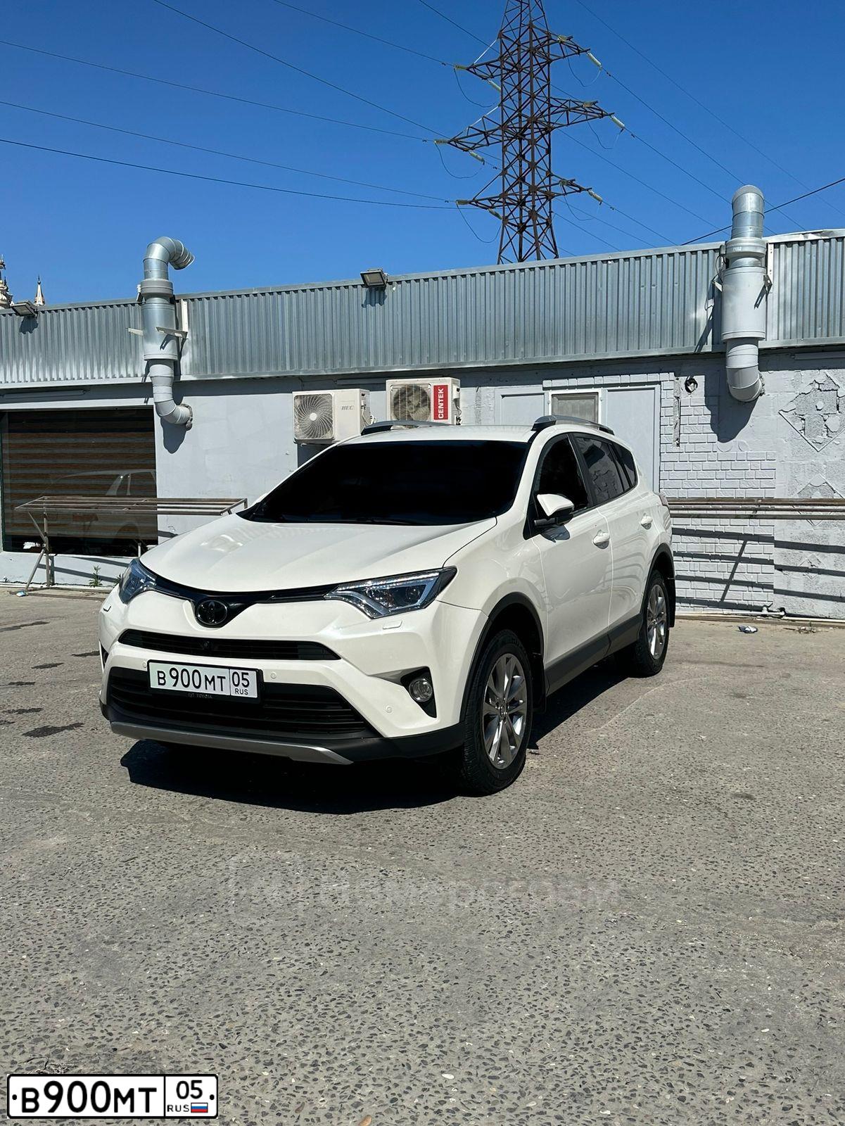 Фото автомобиля GAZ Z 3102 WOLGA, 2003 — госномер В900МТ05. Цвет: Белый