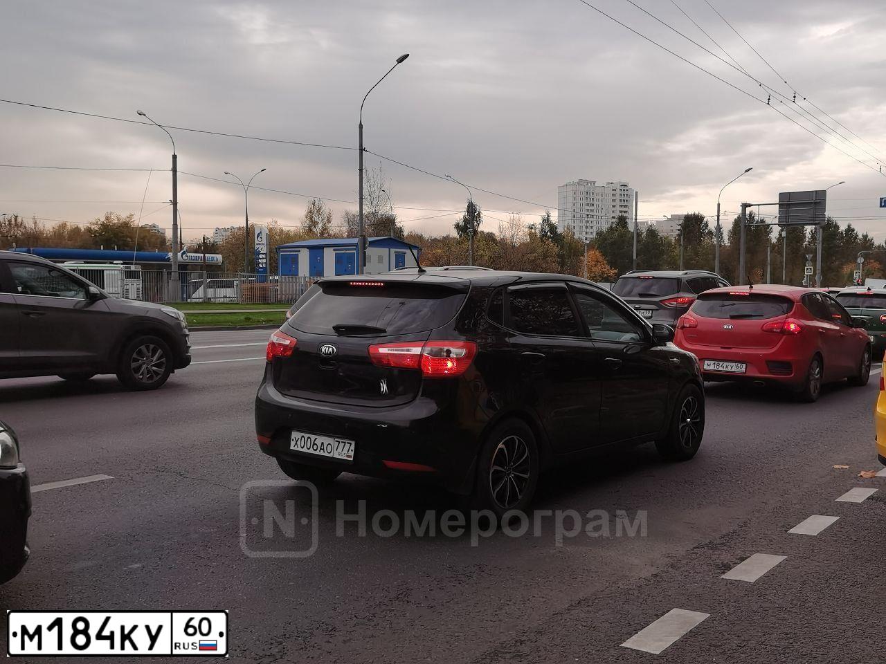 Фото автомобиля KIA CEE'D, 2015 — госномер М184КУ60. Цвет: Красный